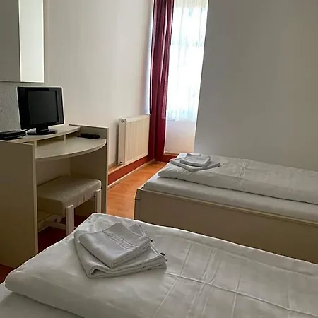 Linde Restaurant&hotel 2* Trossingen