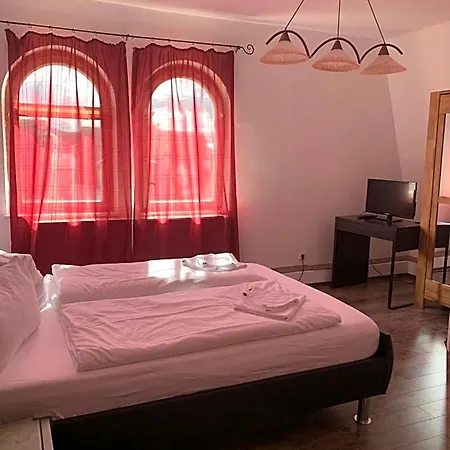 Linde Restaurant&hotel 2*