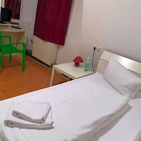Hotel Linde Restaurant&hotel 2*
