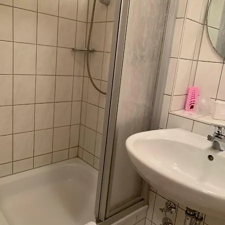 Linde Restaurant & Отель Троссинген