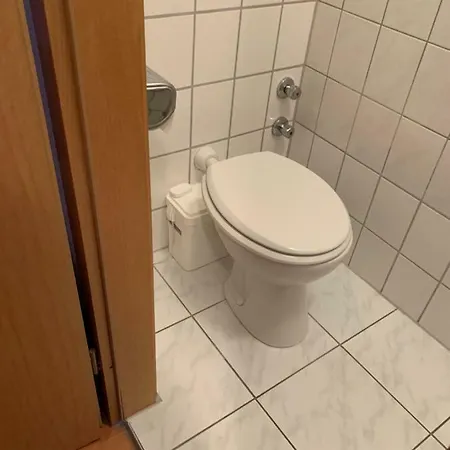 Linde Restaurant & 2* Троссинген